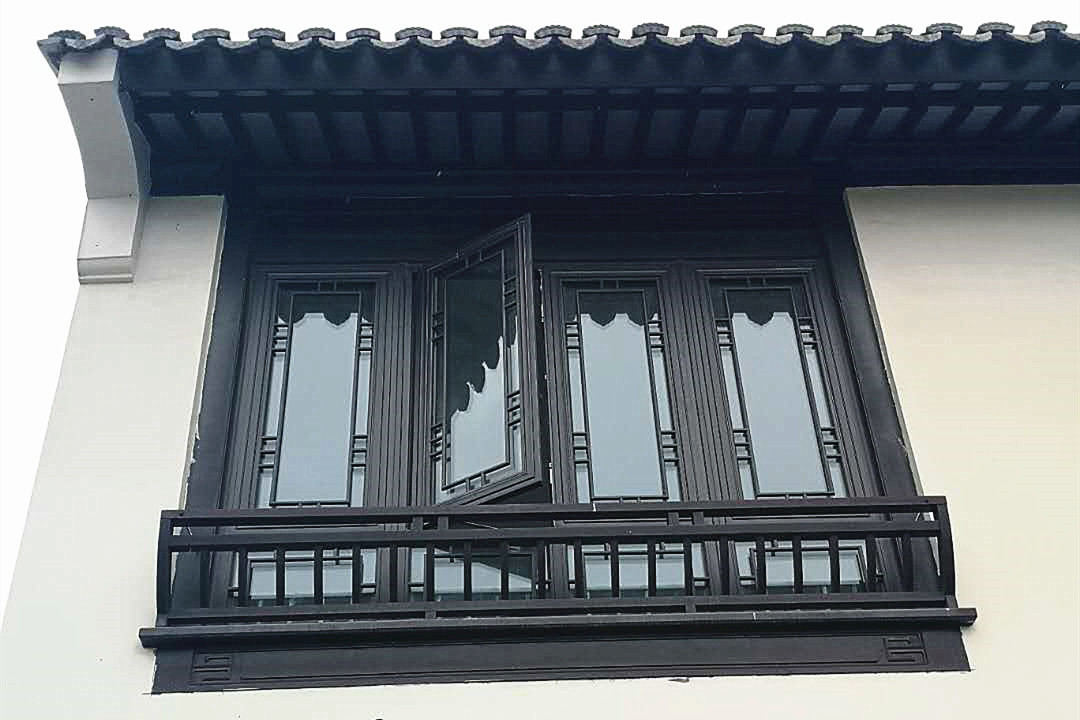 中式复古铝艺门窗