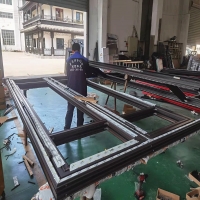 云南建水240平自建房中式门窗完工「冠墅阳光」