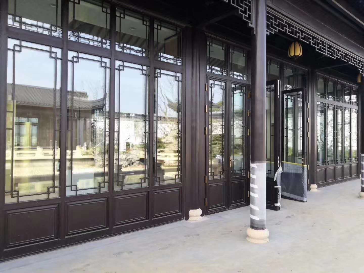 现代中式建筑门窗