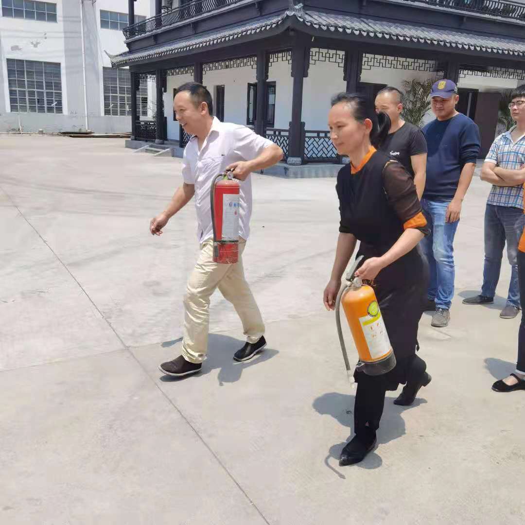 南京阔曼门窗厂消防安全演习