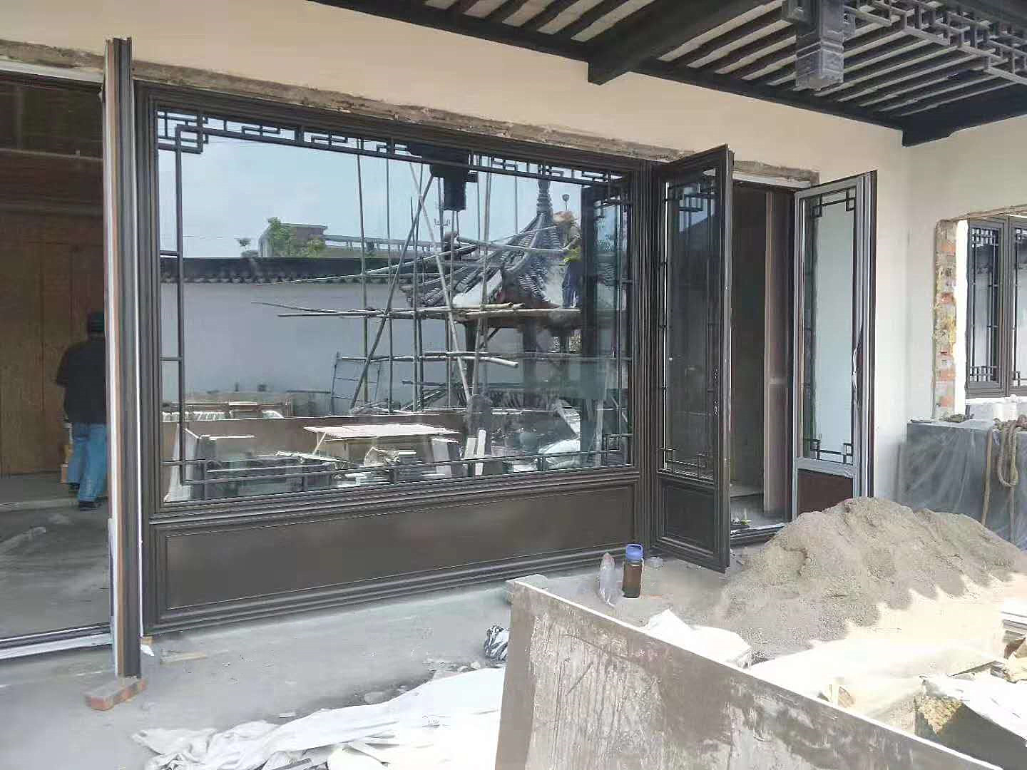 新中式门窗制作